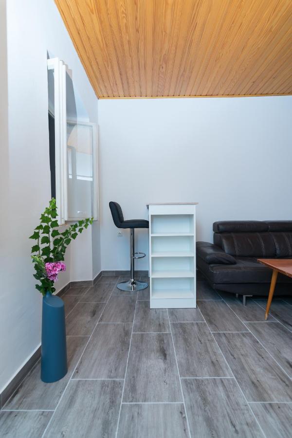 Hostel Flora Mali Lošinj Εξωτερικό φωτογραφία